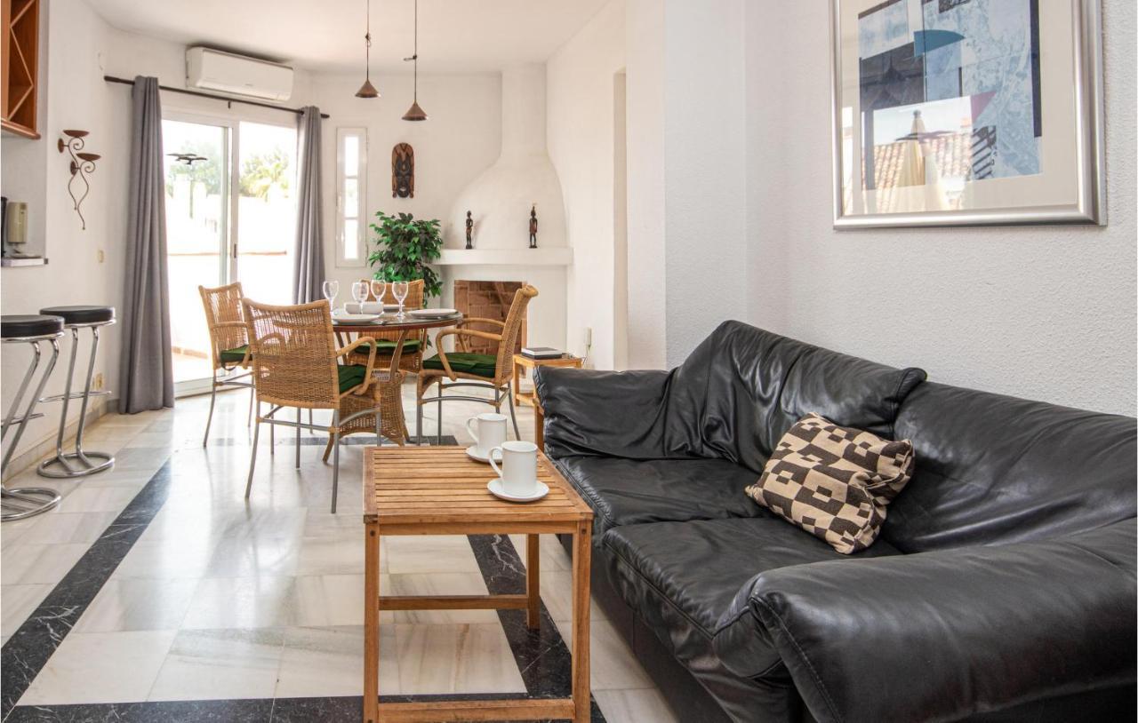 Nice Apartment In Mijas Costa With Kitchen Fuengirola Exterior foto